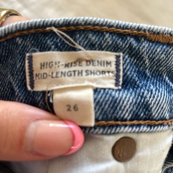 Madewell High-Rise Mid-Length Denim Shorts - Picture 7 of 7